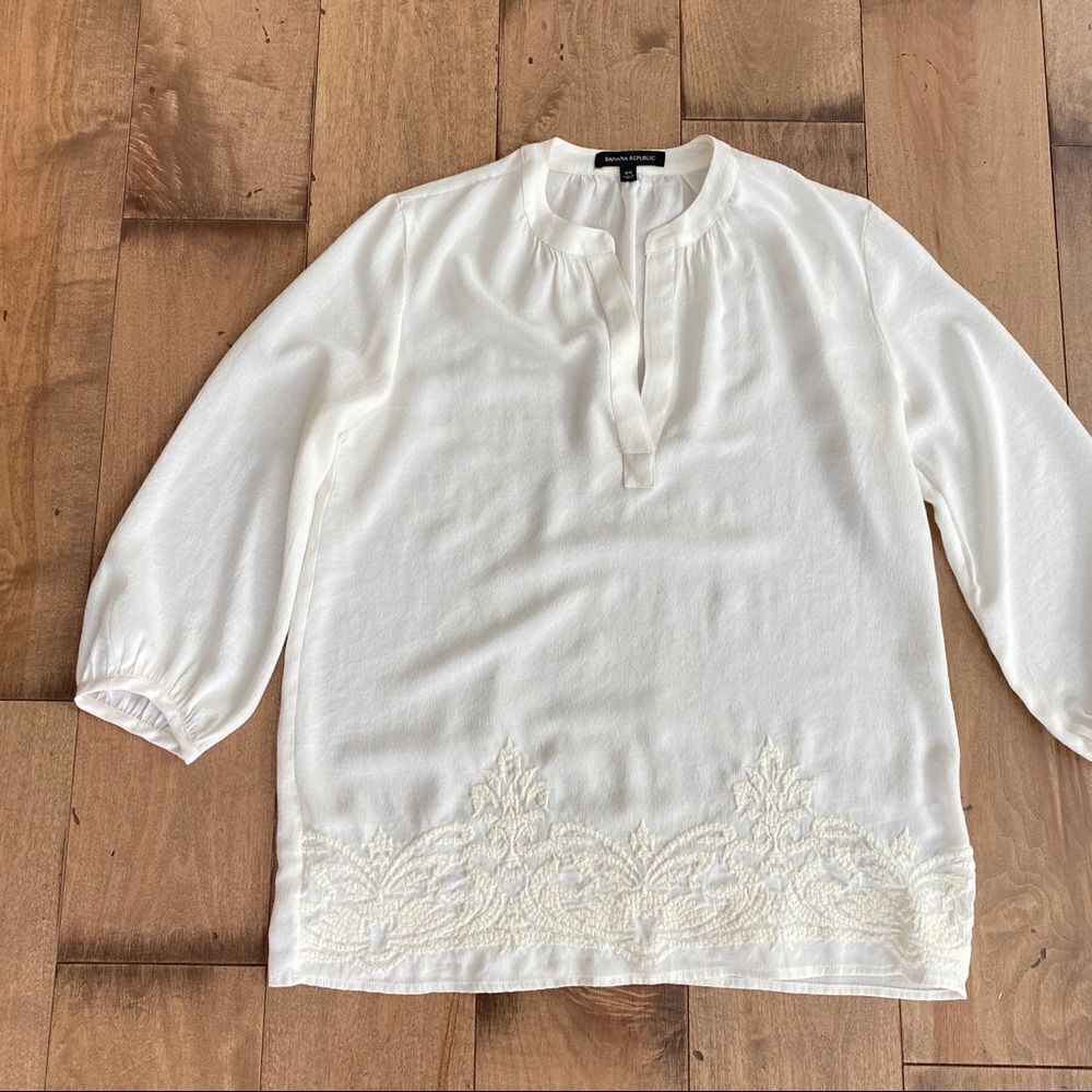 Banana republic Embroidered Getaway Blouse Top XS